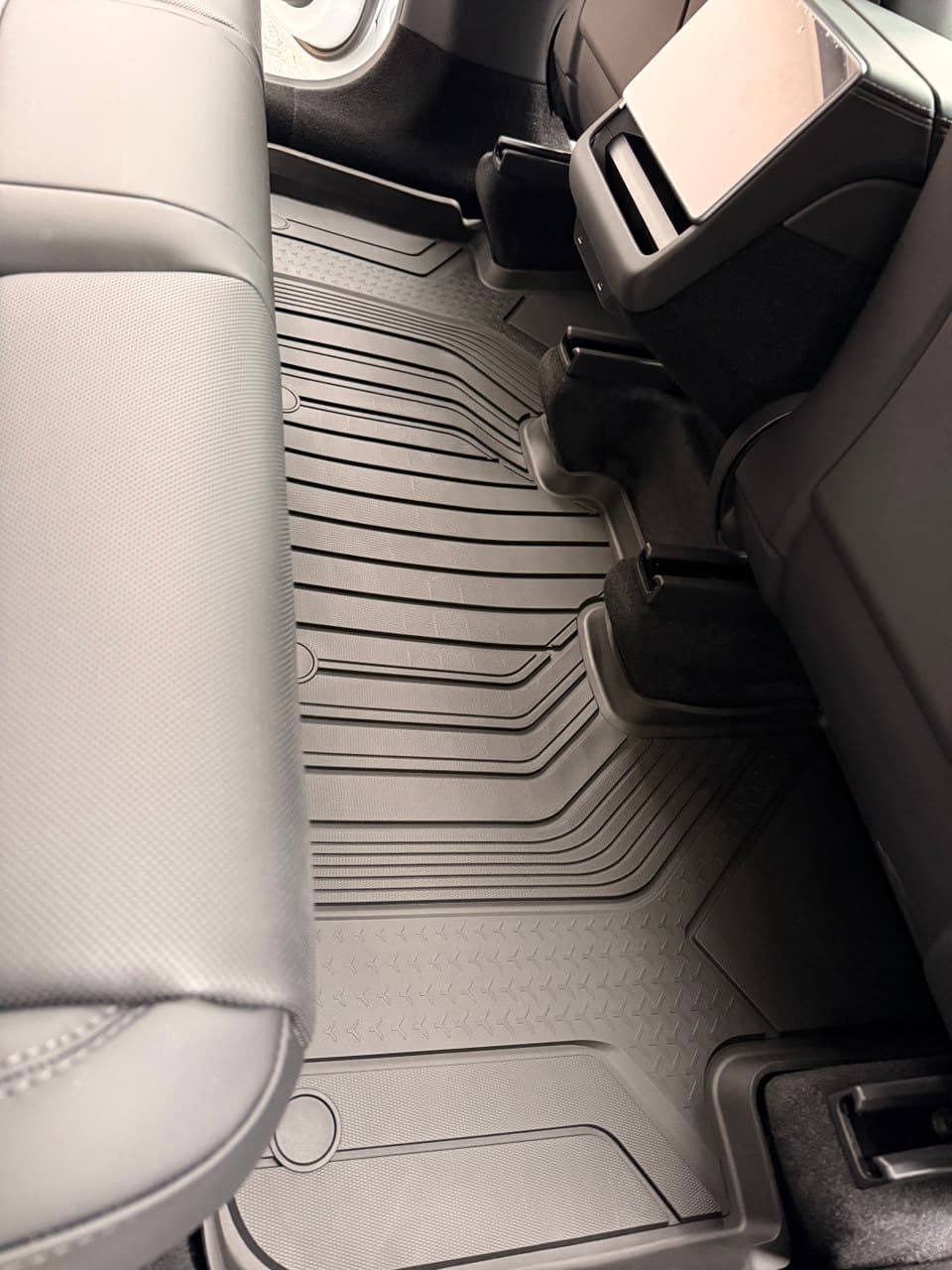 3W rear-row floor coverage installed in Model Y Juniper