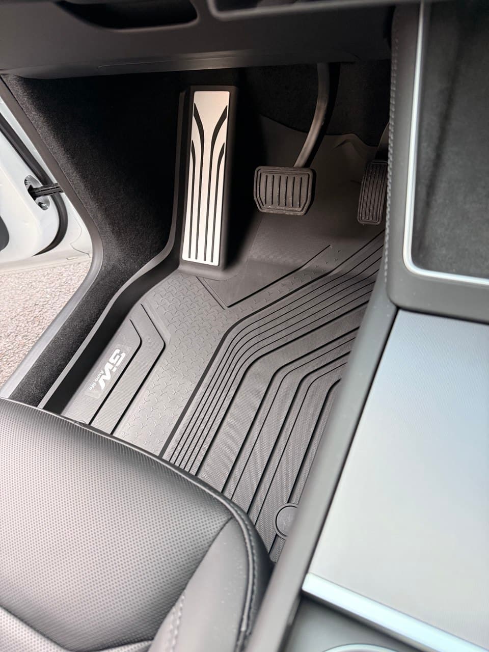 3W right pedal area fitment detail in Tesla Model Y Juniper