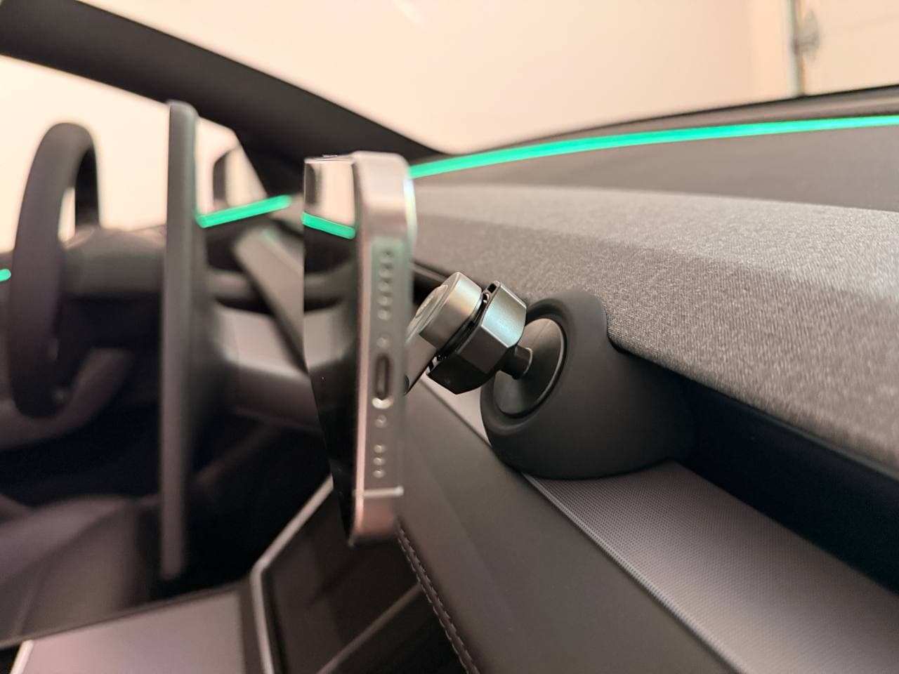 YONZEE mount base installed in Tesla Model Y Juniper dash vent area